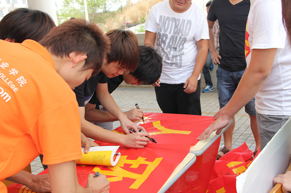�W(xu��)�����X�������e�O푑�(y��ng)���������˭h(hu��n)�������(d��ng).jpg