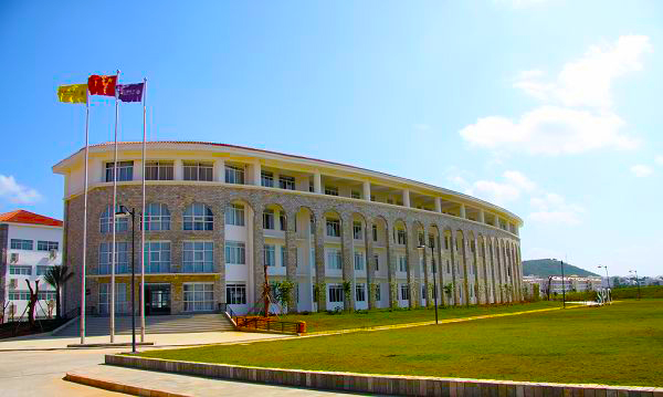 校園大樓1.jpg 校園大樓1.jpg