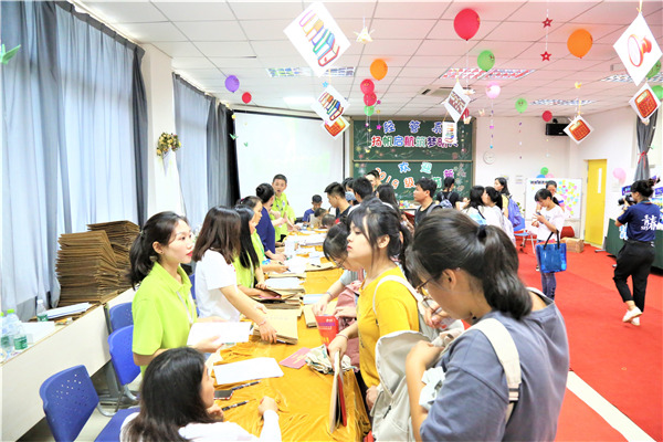 經(jīng)管_副本.jpg 經(jīng)管_副本.jpg