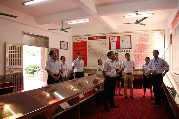 IMG_0296_副本.jpg IMG_0296_副本.jpg