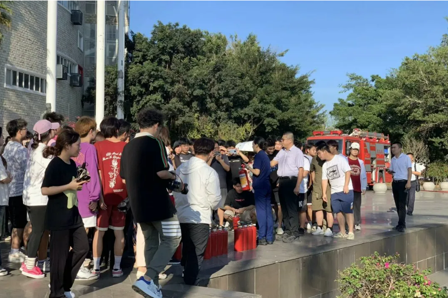 屏幕截圖 2024-04-06 212910.png 屏幕截圖 2024-04-06 212910.png