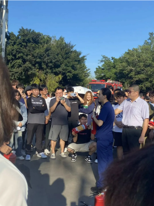 屏幕截圖 2024-04-06 214130.png 屏幕截圖 2024-04-06 214130.png