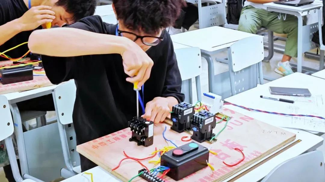 圖片14.png 圖片14.png