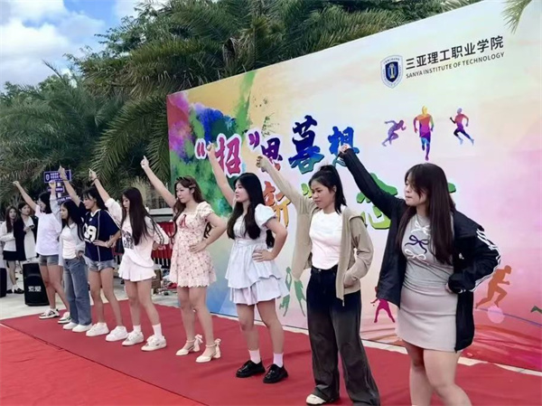 e2169b6652d7a993793cf740bc8919a.jpg e2169b6652d7a993793cf740bc8919a.jpg