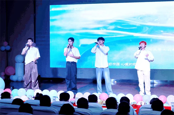 2b4c01a0492851f4f91aeb8cd700330.jpg 2b4c01a0492851f4f91aeb8cd700330.jpg