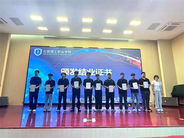 34b3657f1912947a7cb55204610eacb.jpg 34b3657f1912947a7cb55204610eacb.jpg