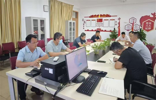 5ad5ca2799c06ccf75df5592b3800bd.jpg 5ad5ca2799c06ccf75df5592b3800bd.jpg