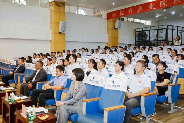 圖片 4.jpg 圖片 4.jpg