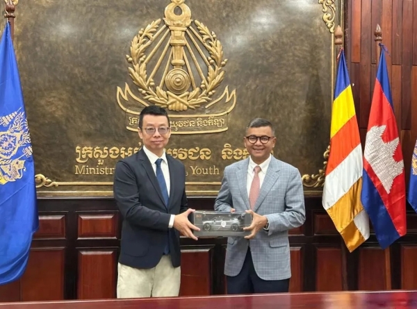 aee78ffbc79ba88dddbb9185df841907.jpg aee78ffbc79ba88dddbb9185df841907.jpg