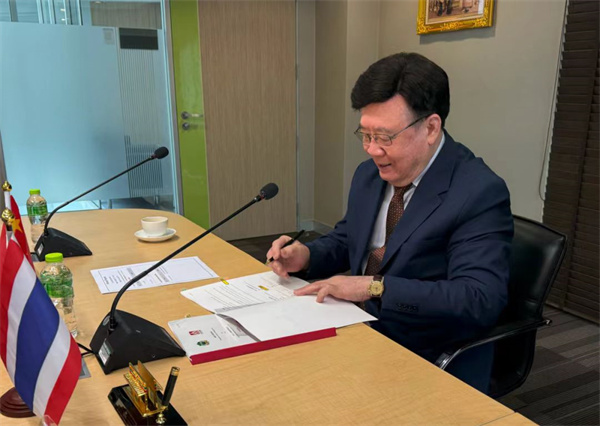 d25e0820dc8073c60d3c981d39e8c633.jpg d25e0820dc8073c60d3c981d39e8c633.jpg