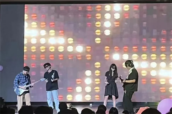 41803baf769c108da83df2b321454f34.jpg 41803baf769c108da83df2b321454f34.jpg