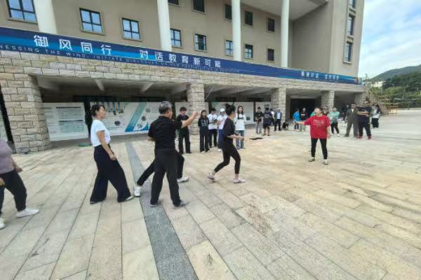 b1e1852b44fd2afe92d334313c5465e3.jpg b1e1852b44fd2afe92d334313c5465e3.jpg