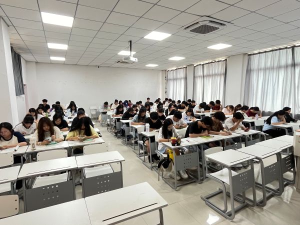 2.競賽進行�?.jpg 2.競賽進行�?.jpg