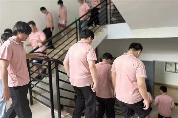 d75b4490b062a3f571e690cf24d99335.jpg d75b4490b062a3f571e690cf24d99335.jpg